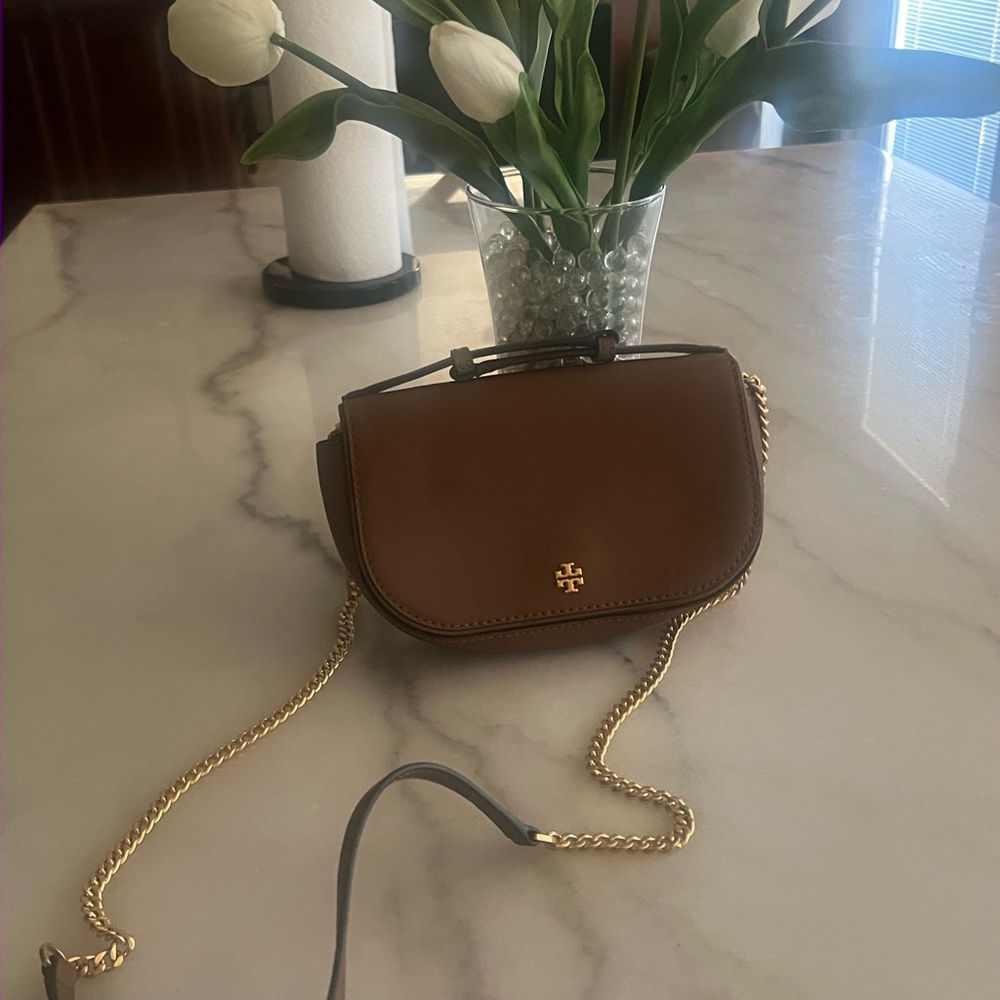 Tory Burch Brown Leather Crossbody Bag with Gold Chain NWOT